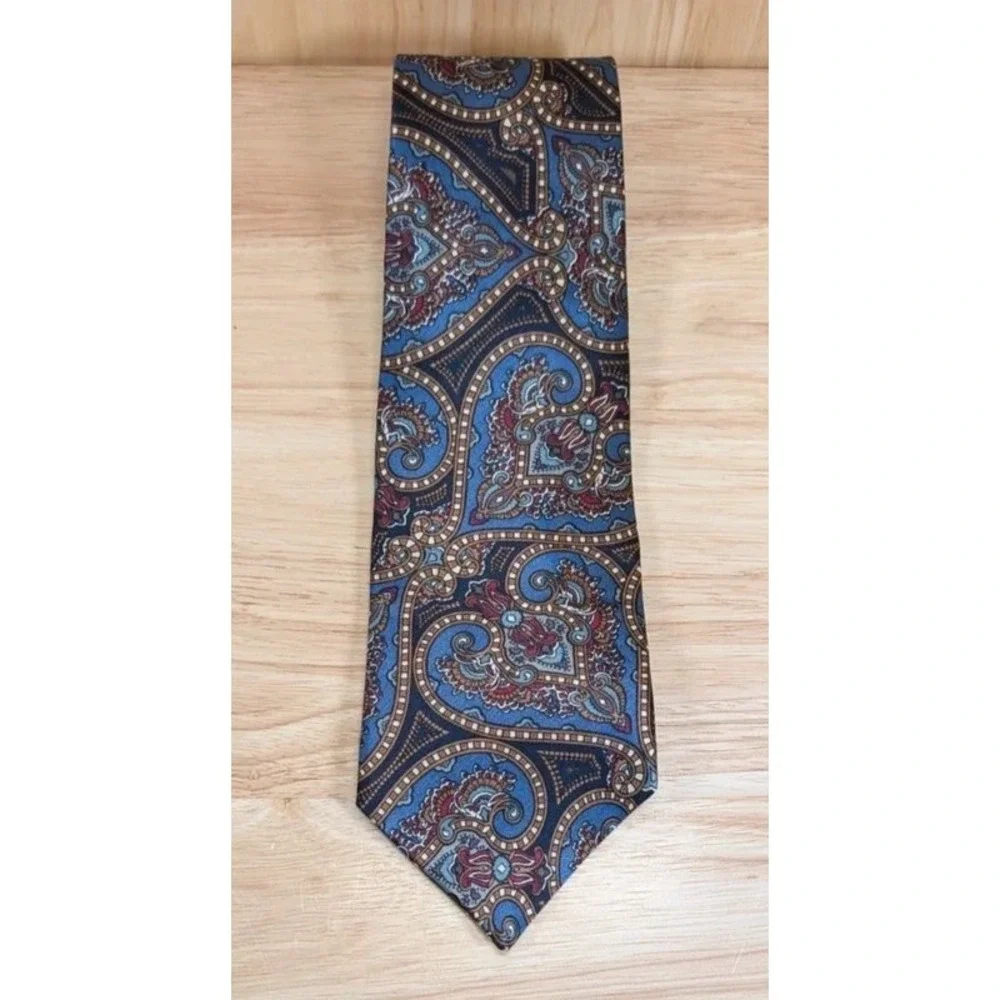 Stafford Executive Mens Silk Tie Blue Burgundy Gold Paisley Made in USA Classic
